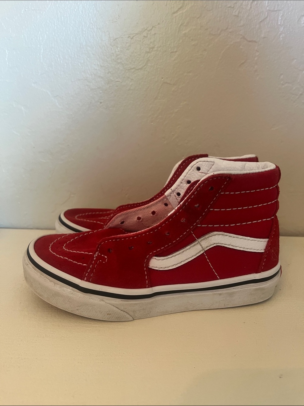 Kids High-Top Red Vans